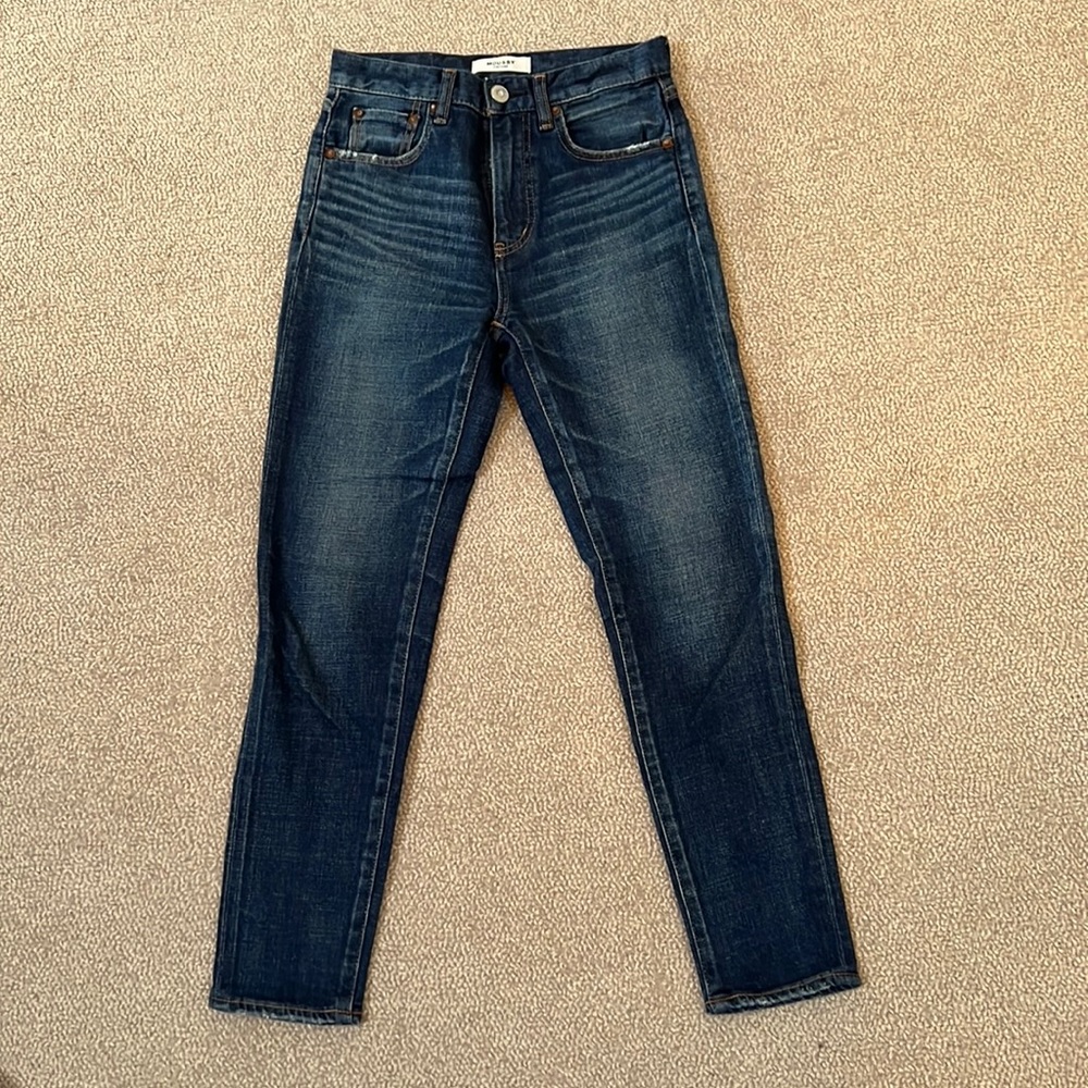 Moussy, high rise, skinny Jean.